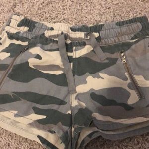 TNA camp shorts